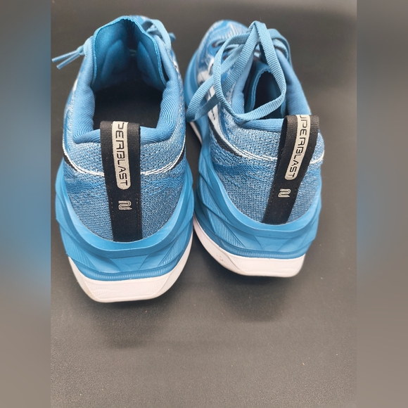 ASICS Superblast 2 - Picture 2 of 4